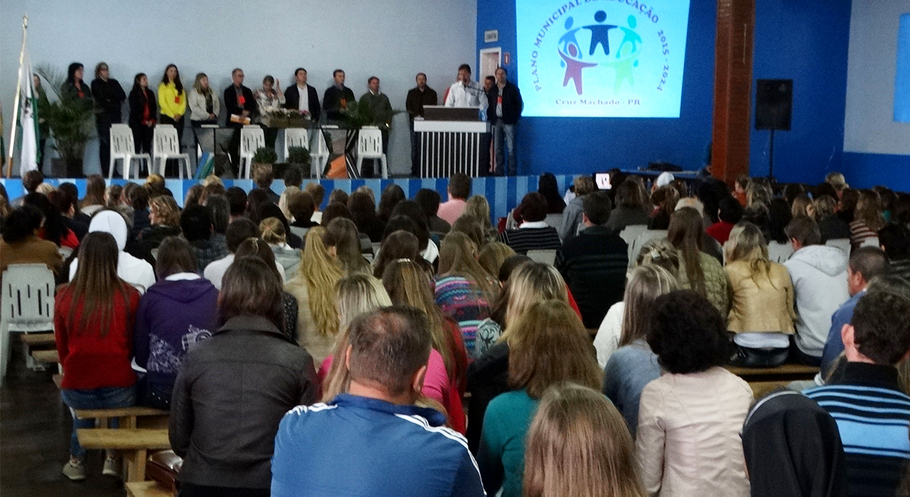 Cruz Machado apresenta Plano Municipal da Educação