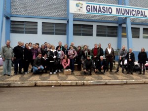 Equipe de Cruz Machado embarca para os Jogos da Terceira Idade