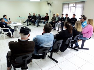 Conselho Municipal de Desenvolvimento Rural discute ações da agricultura familiar