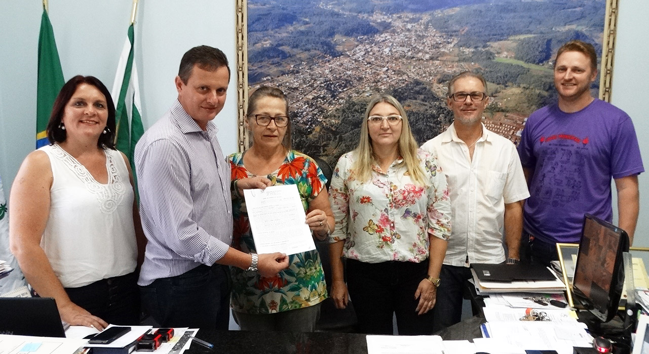 Prefeitura assina convênio com Associação de Pais e Amigos dos Excepcionais