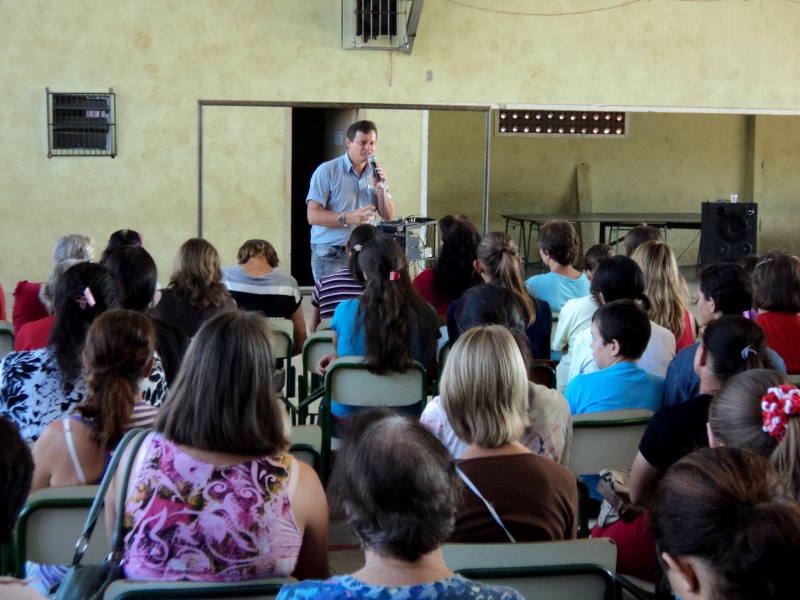 Prefeito Antonio participa de reunião da Patrulha Escolar