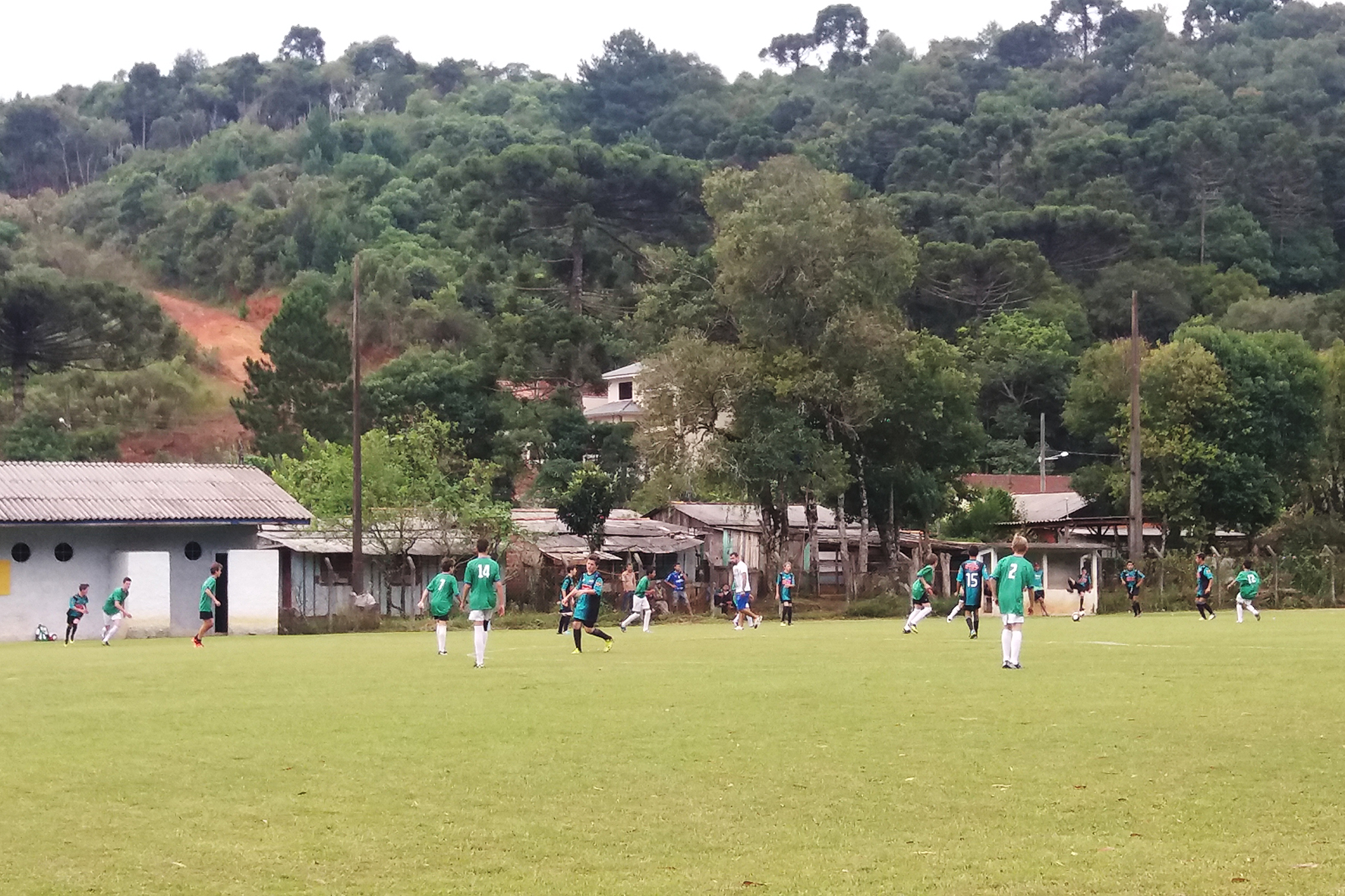 Empate marca início do Campeonato Municipal de Futebol de Campo
