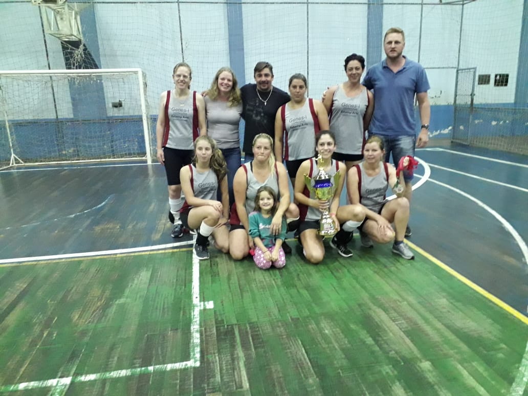 Condor é campeã do Campeonato Municipal de Vôlei Feminino