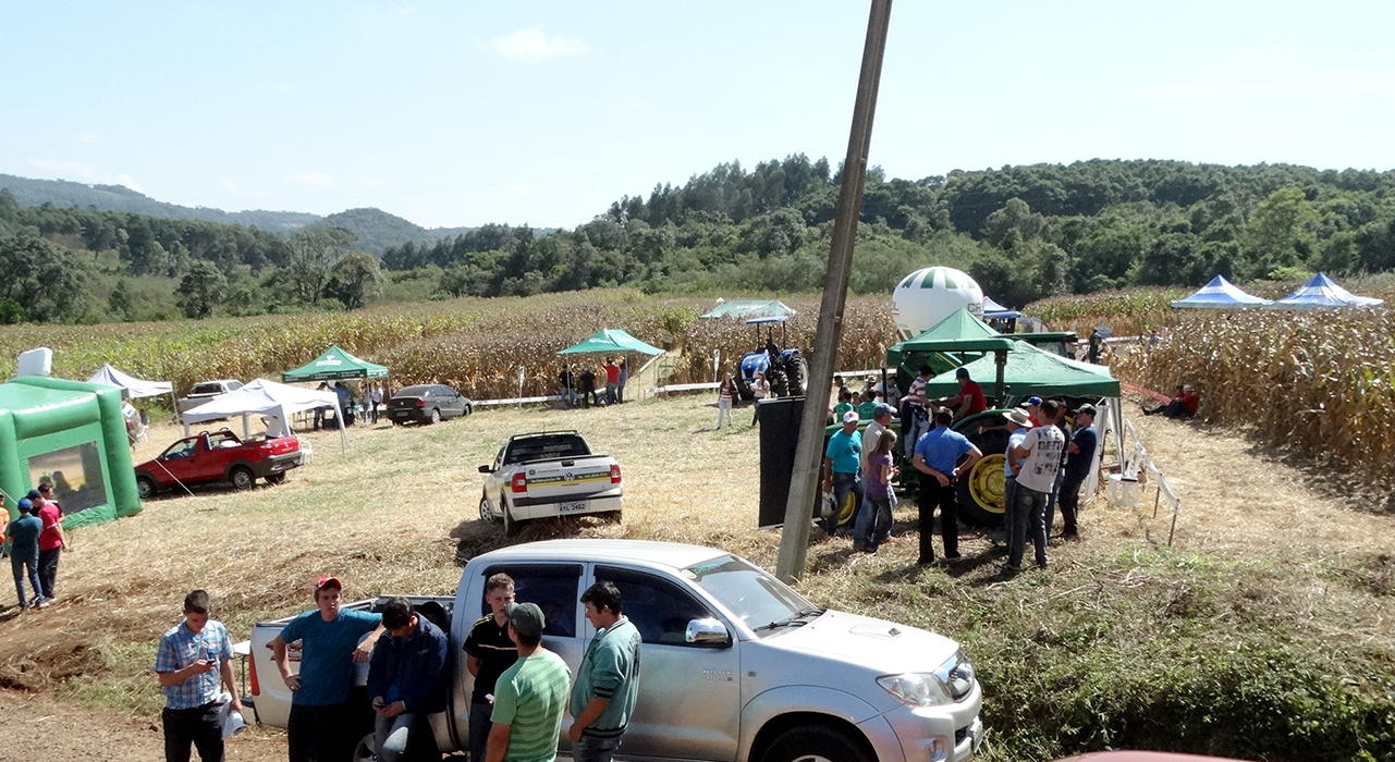 Cruz Machado realiza 7º Show Tecnológico