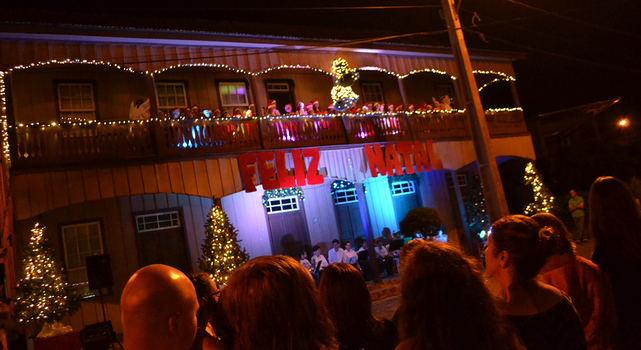 Confira as fotos e vídeos das apresentações Natal Cruz Machado 2015